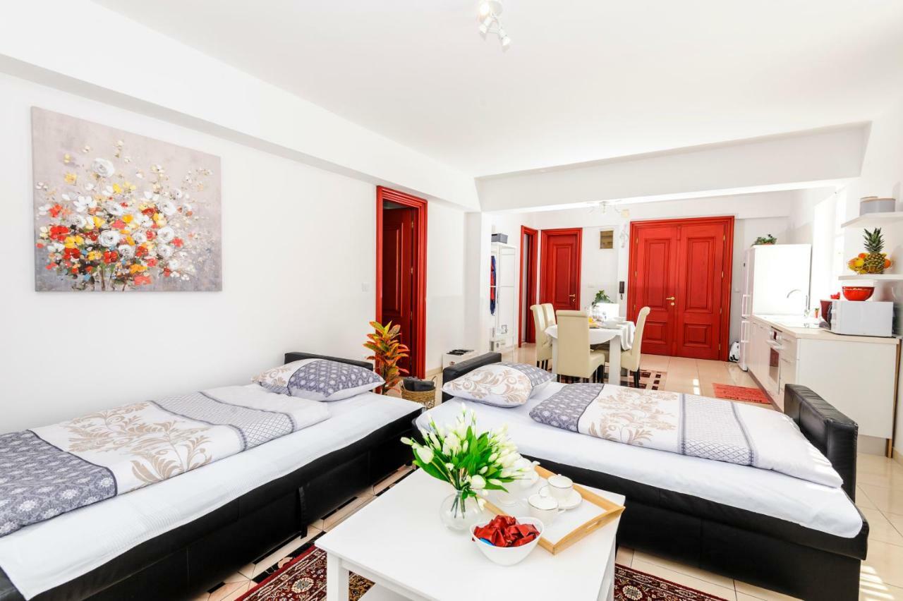 Bella Vita Upscale Residence 시베니크 외부 사진
